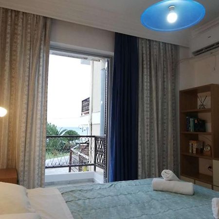 Kariani Beach Apartment Esterno foto