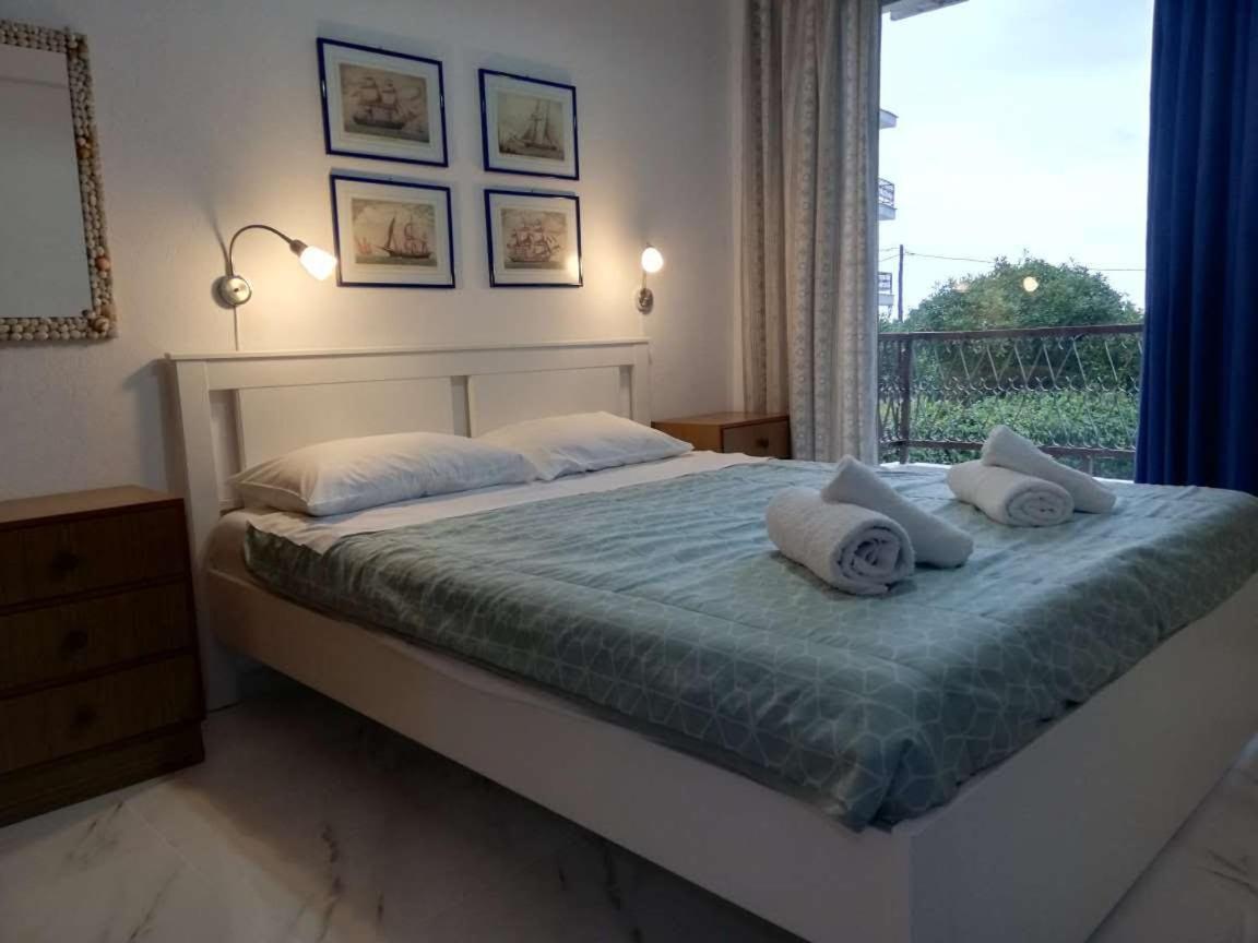 Kariani Beach Apartment Esterno foto