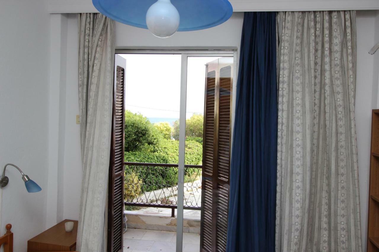 Kariani Beach Apartment Esterno foto